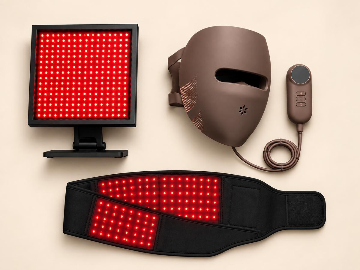 What's included in the Lumovex Home Clinic - mask, panel, belt and controller